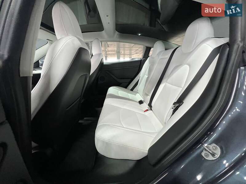 Седан Tesla Model 3 2022 в Одесі фото 24 Седан Tesla Model 3 2022 в Одесі