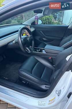 Седан Tesla Model 3 2018 в Одессе