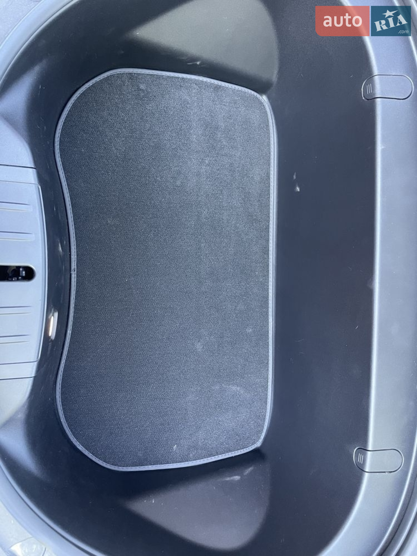 2018 Tesla Model 3 - мініатюра 11