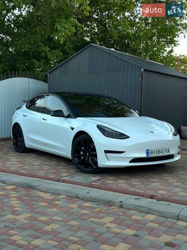Tesla Model 3 2018