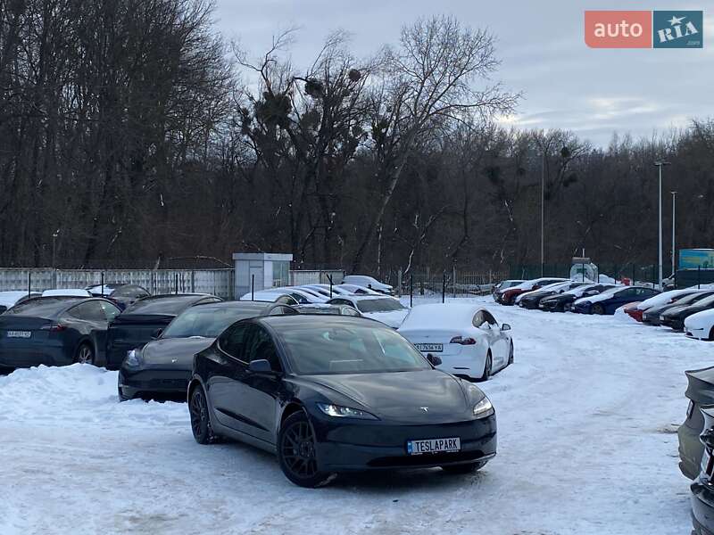 Седан Tesla Model 3 2025 в Киеве фото 2 Седан Tesla Model 3 2025 в Киеве