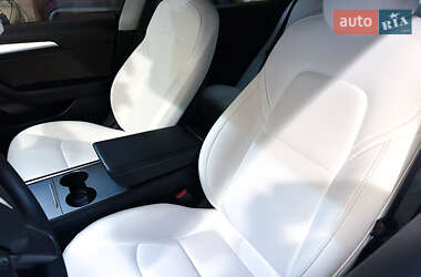 Седан Tesla Model 3 2022 в Львові фото 41 Седан Tesla Model 3 2022 в Львові