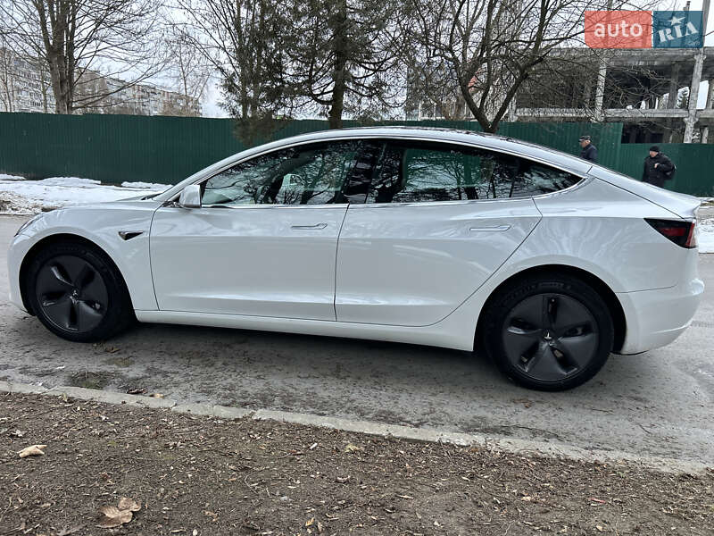 Седан Tesla Model 3 2020 в Львове фото 8 Седан Tesla Model 3 2020 в Львове