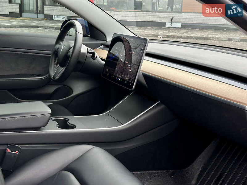 Седан Tesla Model 3 2020 в Кривом Роге фото 42 Седан Tesla Model 3 2020 в Кривом Роге