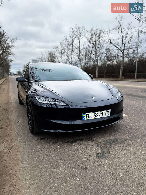 Седан Tesla Model 3 2024 в Одесі фото 3 Седан Tesla Model 3 2024 в Одесі