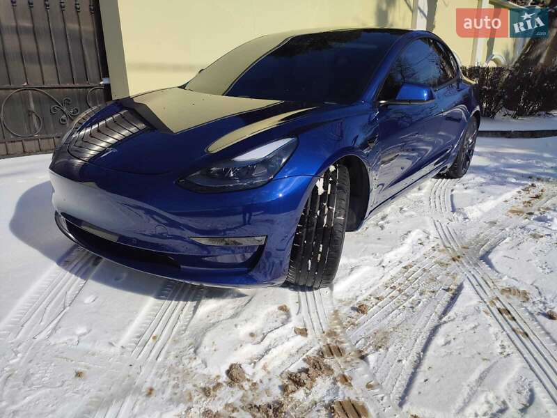 Седан Tesla Model 3 2021 в Одессе