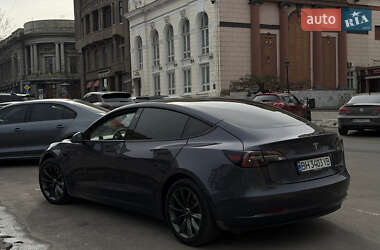 Седан Tesla Model 3 2023 в Одессе