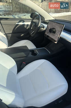 Седан Tesla Model 3 2022 в Ивано-Франковске