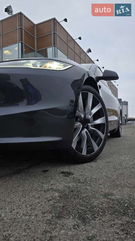 Седан Tesla Model 3 2024 в Киеве фото 18 Седан Tesla Model 3 2024 в Киеве