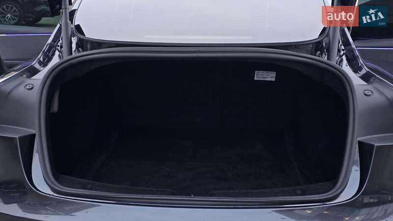 Седан Tesla Model 3 2024 в Киеве фото 46 Седан Tesla Model 3 2024 в Киеве