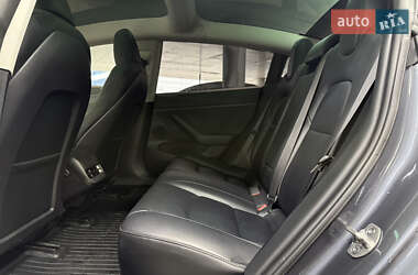 Седан Tesla Model 3 2023 в Одессе
