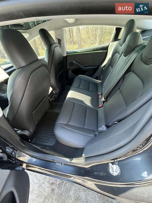 Седан Tesla Model 3 2024 в Львове фото 16 Седан Tesla Model 3 2024 в Львове