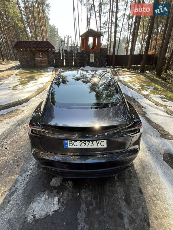 Седан Tesla Model 3 2024 в Львове фото 26 Седан Tesla Model 3 2024 в Львове