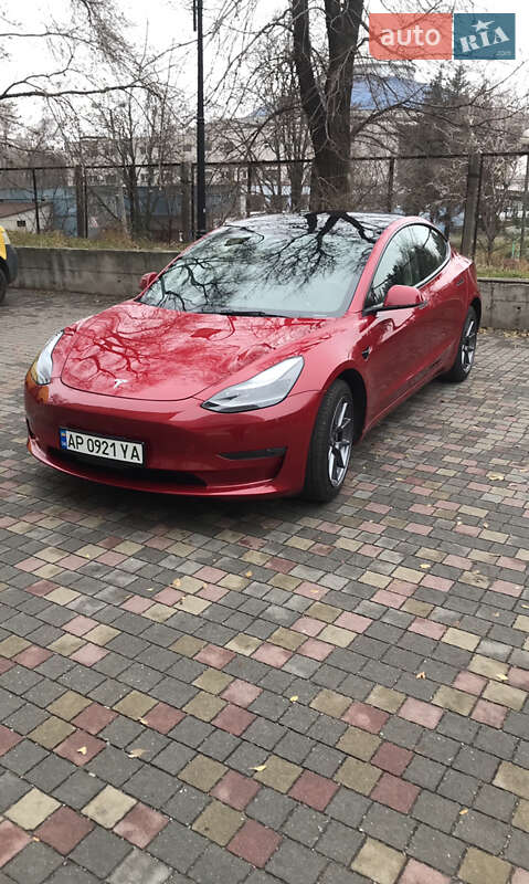 Седан Tesla Model 3 2022 в Запорожье