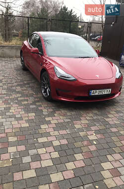 Седан Tesla Model 3 2022 в Запорожье