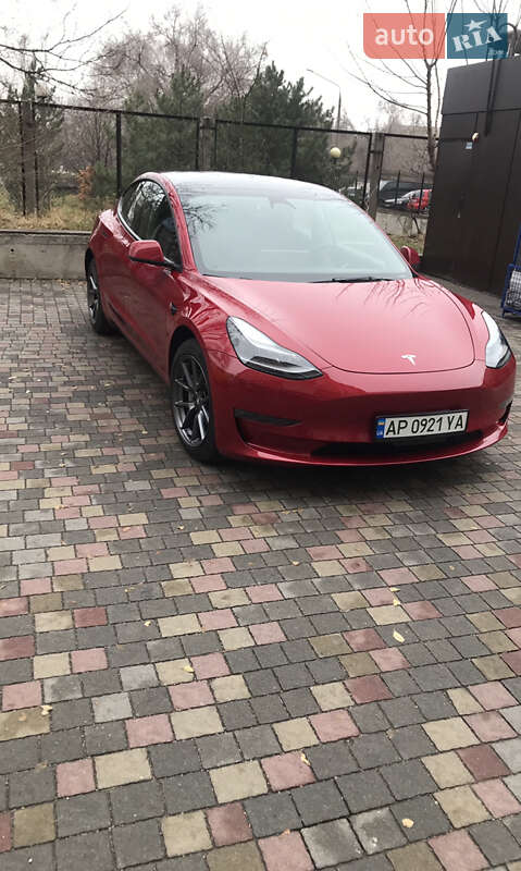 Седан Tesla Model 3 2022 в Запорожье