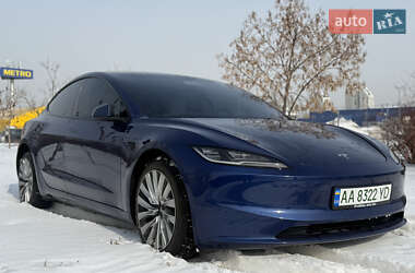 Седан Tesla Model 3 2023 в Києві
