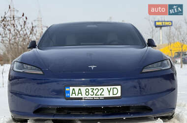 Седан Tesla Model 3 2023 в Киеве