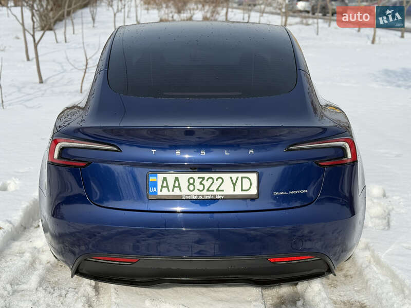 Седан Tesla Model 3 2023 в Киеве