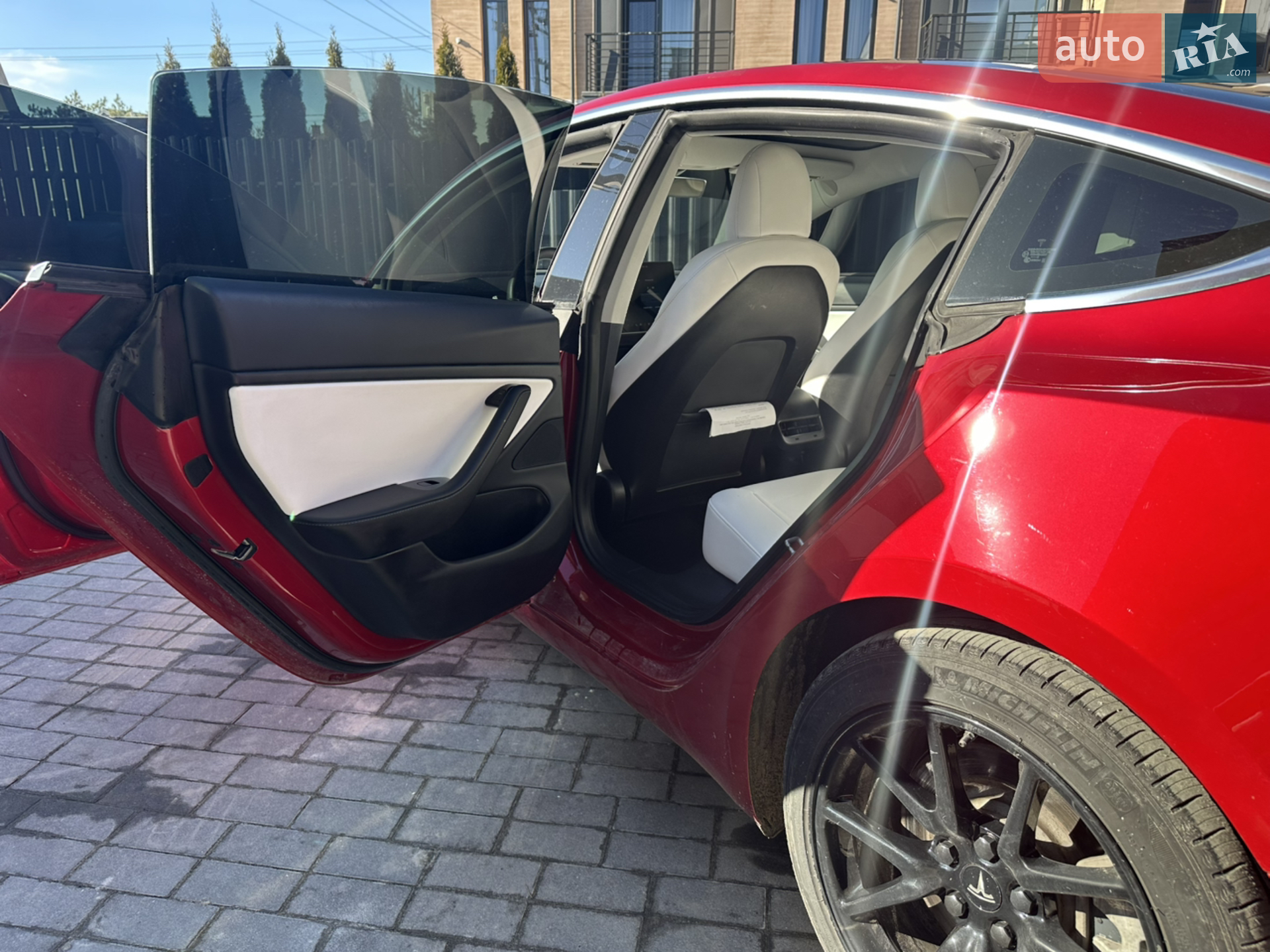 2020 Tesla Model 3 - мініатюра 18