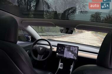 Седан Tesla Model 3 2020 в Киеве