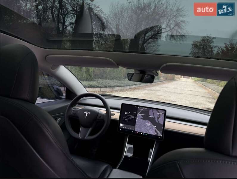 Седан Tesla Model 3 2020 в Києві фото 3 Седан Tesla Model 3 2020 в Києві