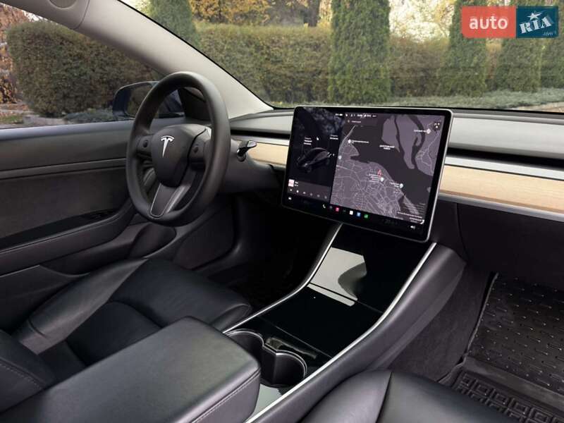 Седан Tesla Model 3 2020 в Києві фото 7 Седан Tesla Model 3 2020 в Києві