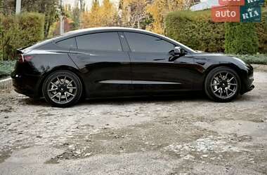 Седан Tesla Model 3 2020 в Киеве