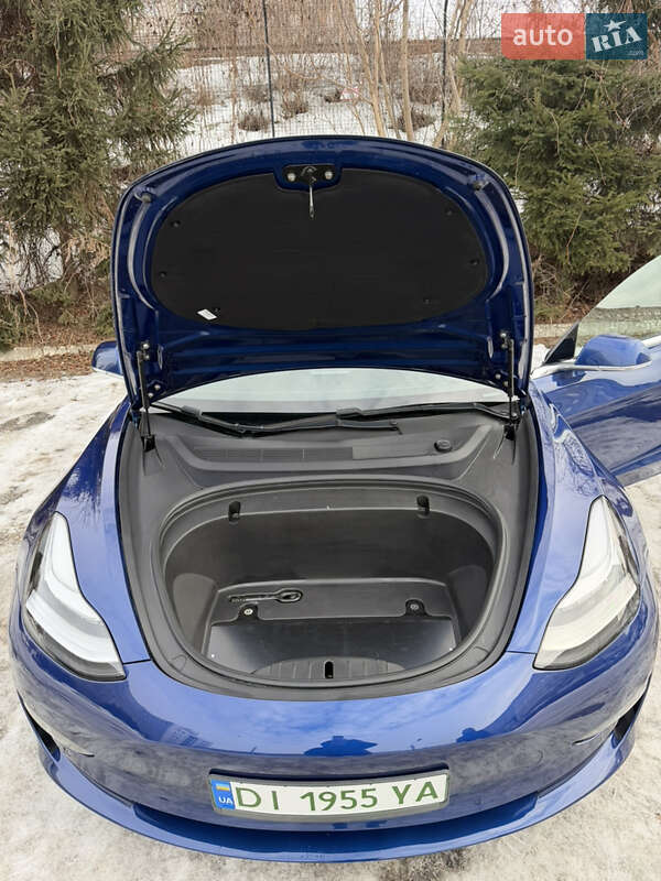 Седан Tesla Model 3 2019 в Києві