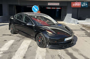Седан Tesla Model 3 2018 в Киеве