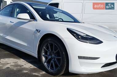 Седан Tesla Model 3 2020 в Киеве