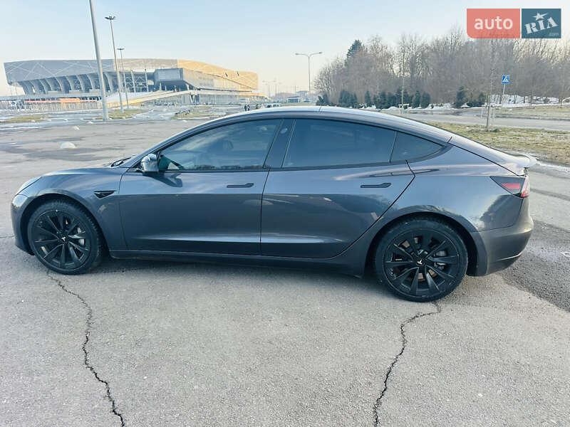 Седан Tesla Model 3 2021 в Львове фото 3 Седан Tesla Model 3 2021 в Львове