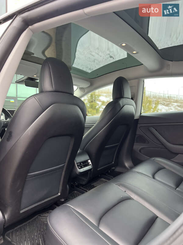 Седан Tesla Model 3 2020 в Хмельницком