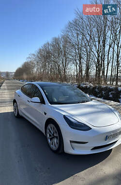 Седан Tesla Model 3 2022 в Ивано-Франковске