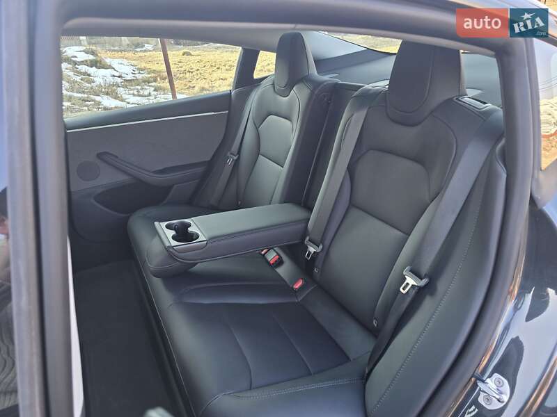 Седан Tesla Model 3 2025 в Львові фото 20 Седан Tesla Model 3 2025 в Львові