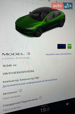Седан Tesla Model 3 2025 в Запорожье