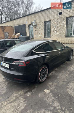 Седан Tesla Model 3 2019 в Виннице