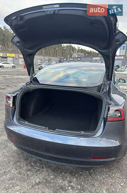 Седан Tesla Model 3 2020 в Киеве
