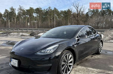 Седан Tesla Model 3 2019 в Києві