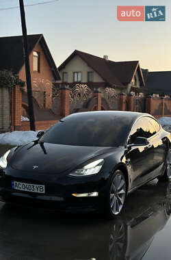 Седан Tesla Model 3 2019 в Луцке
