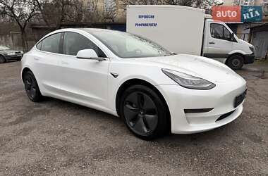 Седан Tesla Model 3 2018 в Киеве