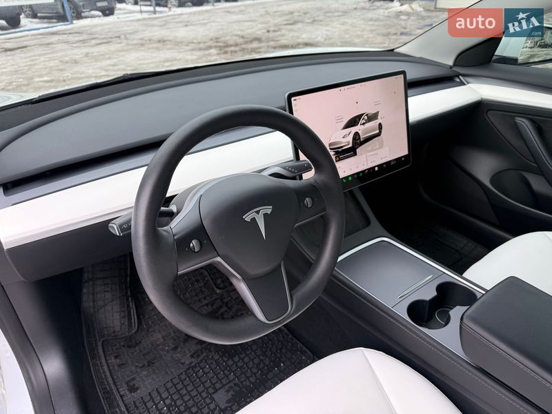 Седан Tesla Model 3 2023 в Киеве фото 9 Седан Tesla Model 3 2023 в Киеве