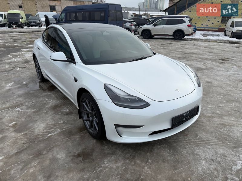 Седан Tesla Model 3 2023 в Киеве фото 2 Седан Tesla Model 3 2023 в Киеве