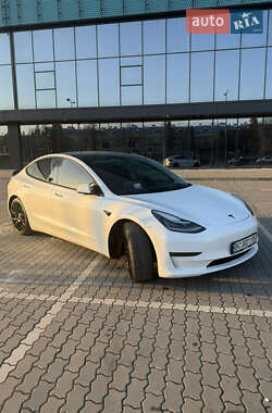 Седан Tesla Model 3 2018 в Суховоле