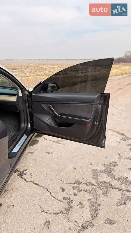 Седан Tesla Model 3 2018 в Вознесенську фото 8 Седан Tesla Model 3 2018 в Вознесенську