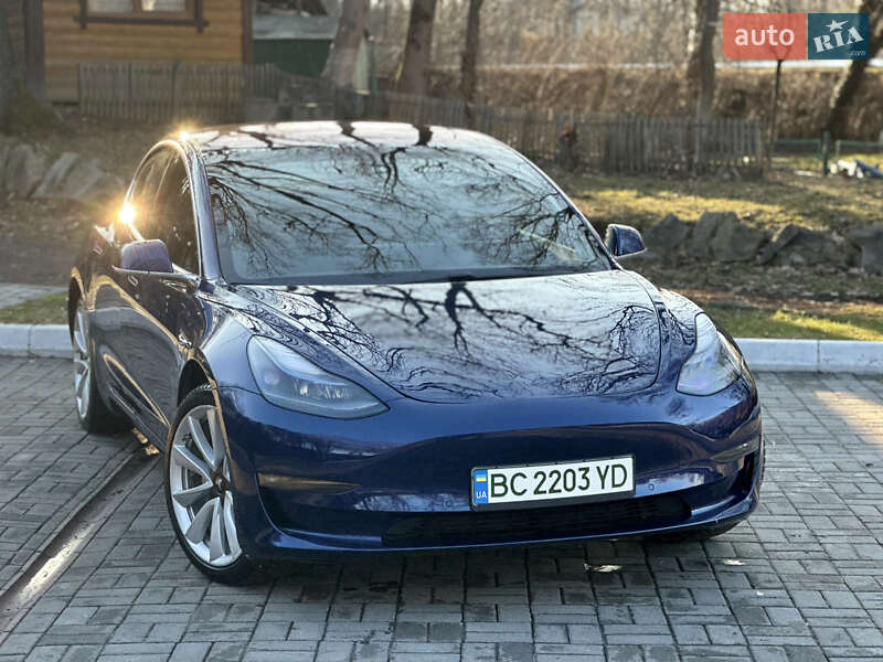Седан Tesla Model 3 2018 в Дрогобыче фото 45 Седан Tesla Model 3 2018 в Дрогобыче
