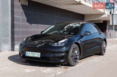 Седан Tesla Model 3 2021 в Києві