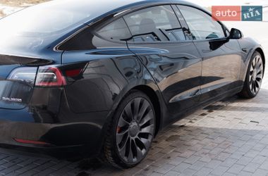 Седан Tesla Model 3 2021 в Києві