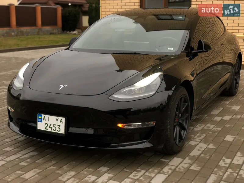 Tesla Model 3 2022