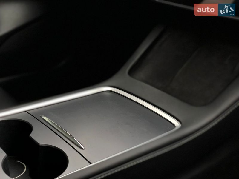 Седан Tesla Model 3 2022 в Белой Церкви